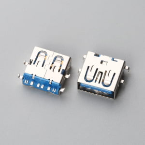 USB 3.1 Gen 2 Type-A Female Receptacle, Mid-Mount (PN: EU09F2L3N11368SR)
