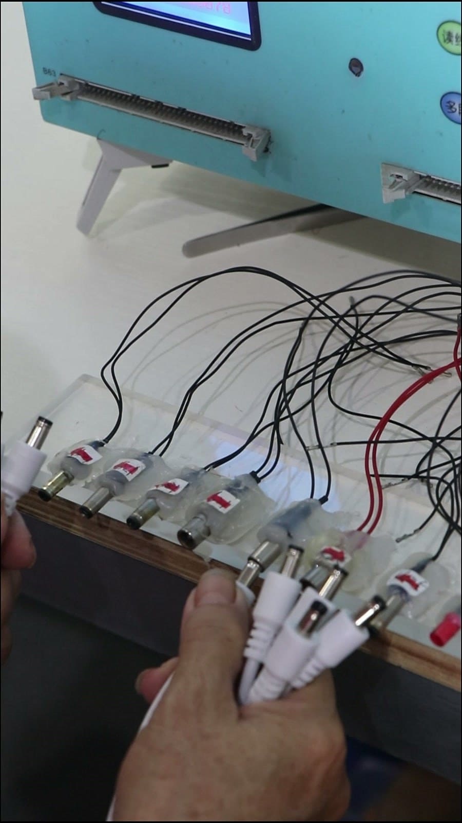 Multi-Functional Wire Harness Tester & Semi-Auto Cable Bundling